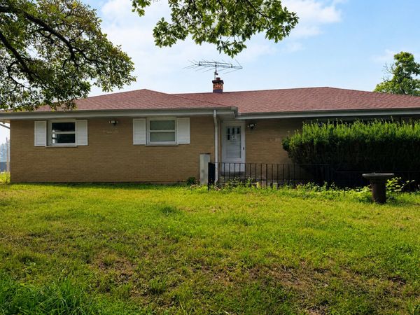 11305 Ballard Road , Woodstock, IL 60098