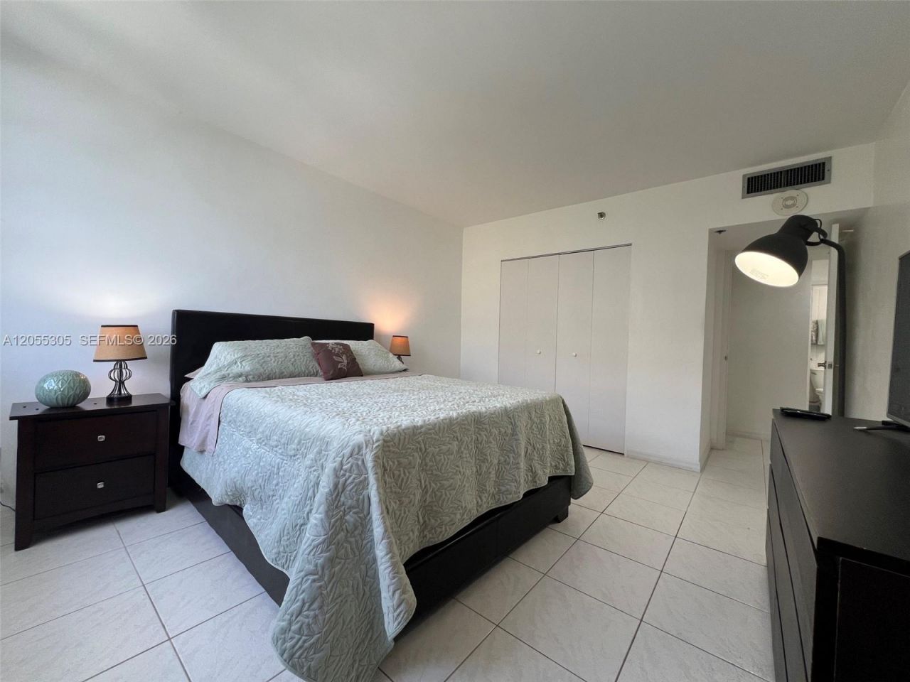 100 Lincoln Rd, Unit 634, Miami Beach, FL 33139 Photo