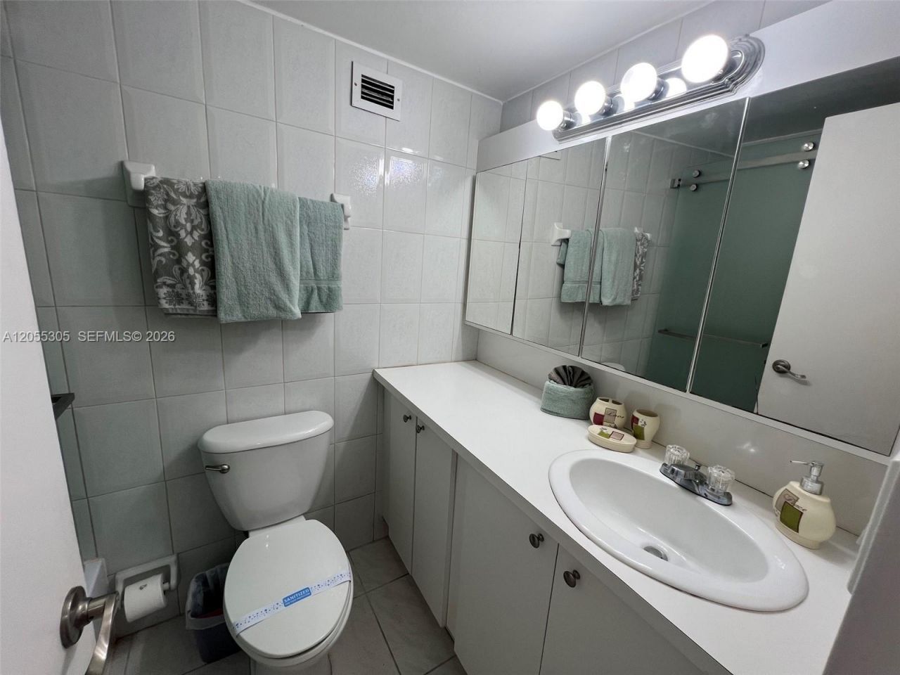 100 Lincoln Rd, Unit 634, Miami Beach, FL 33139 Photo