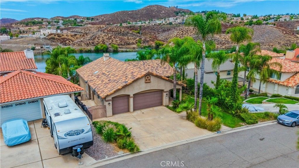 22049 Loch Lomond, Canyon Lake, CA 92587 Main Photo