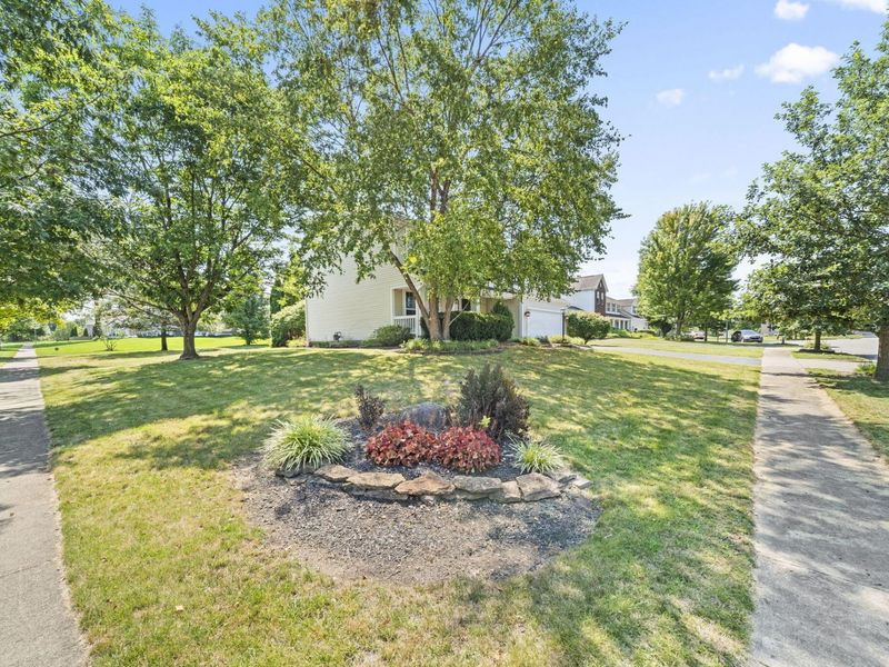 796 Manchester Court , Pickerington, OH 43147 Photo 7