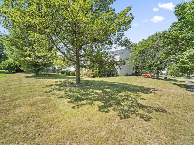 796 Manchester Court , Pickerington, OH 43147 Photo 90