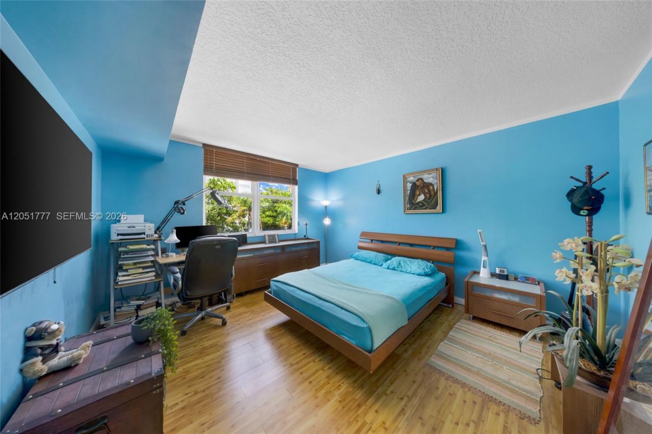 1555 N Treasure Dr , Unit 207, North Bay Village, FL 33141 Photo