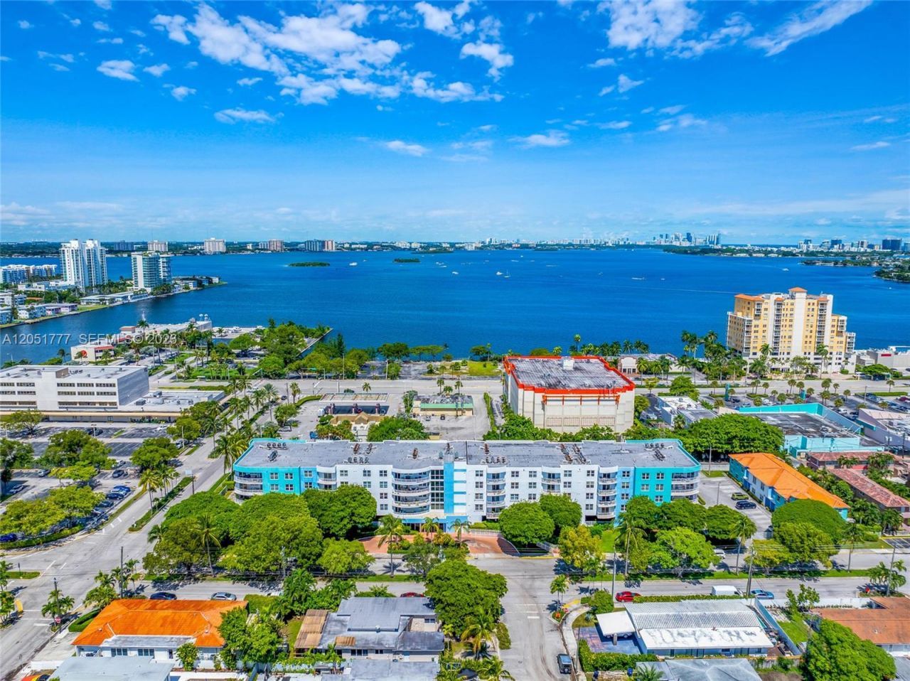 1555 N Treasure Dr , Unit 207, North Bay Village, FL 33141 Photo