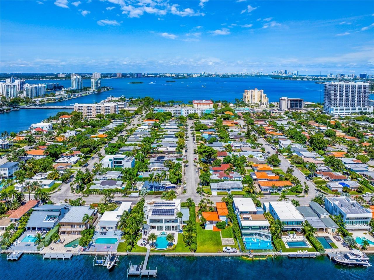 1555 N Treasure Dr , Unit 207, North Bay Village, FL 33141 Photo