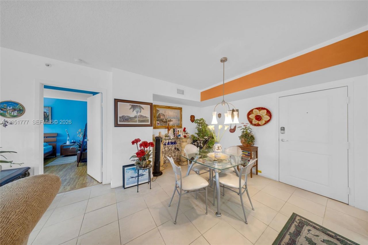 1555 N Treasure Dr , Unit 207, North Bay Village, FL 33141 Photo