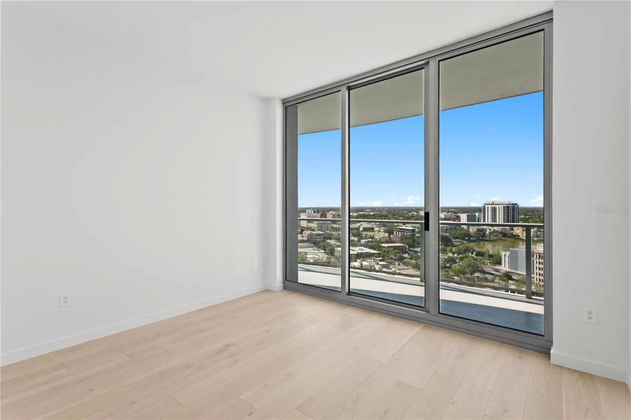 400 Central Avenue, Unit 1801, Saint Petersburg, FL 33701 Photo