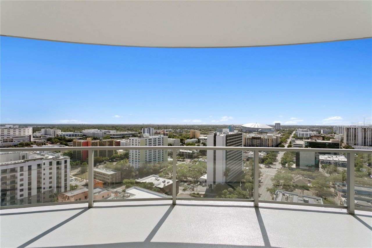 400 Central Avenue, Unit 1801, Saint Petersburg, FL 33701 Photo