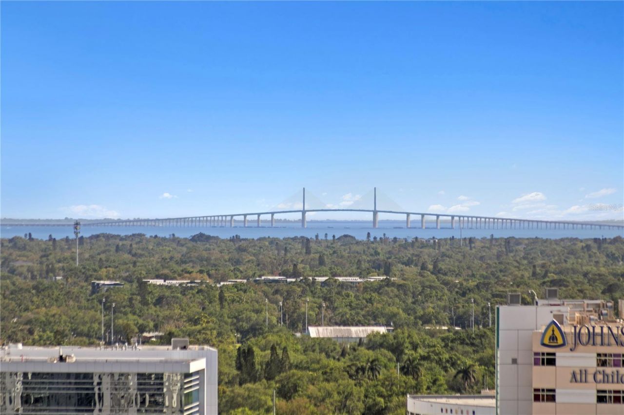 400 Central Avenue, Unit 1801, Saint Petersburg, FL 33701 Photo