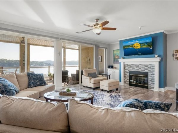 230 Plaza Gardens Court, Unit 4B, Camdenton, MO 65020