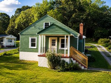 194 Mays Street, Madison Heights, VA 24572