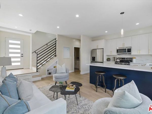 5413 1/2 Homeside Avenue , Los Angeles, CA 90016