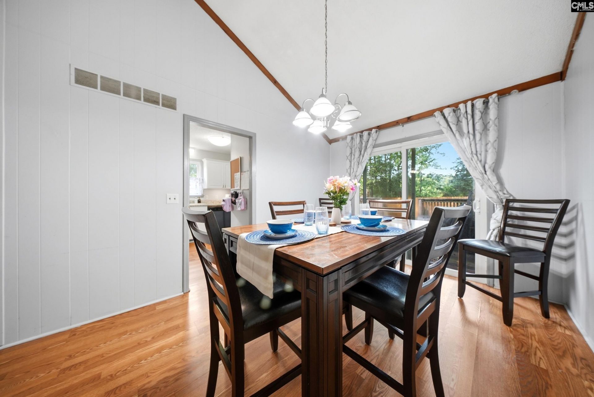 306 Lord Howe Road Photo 12