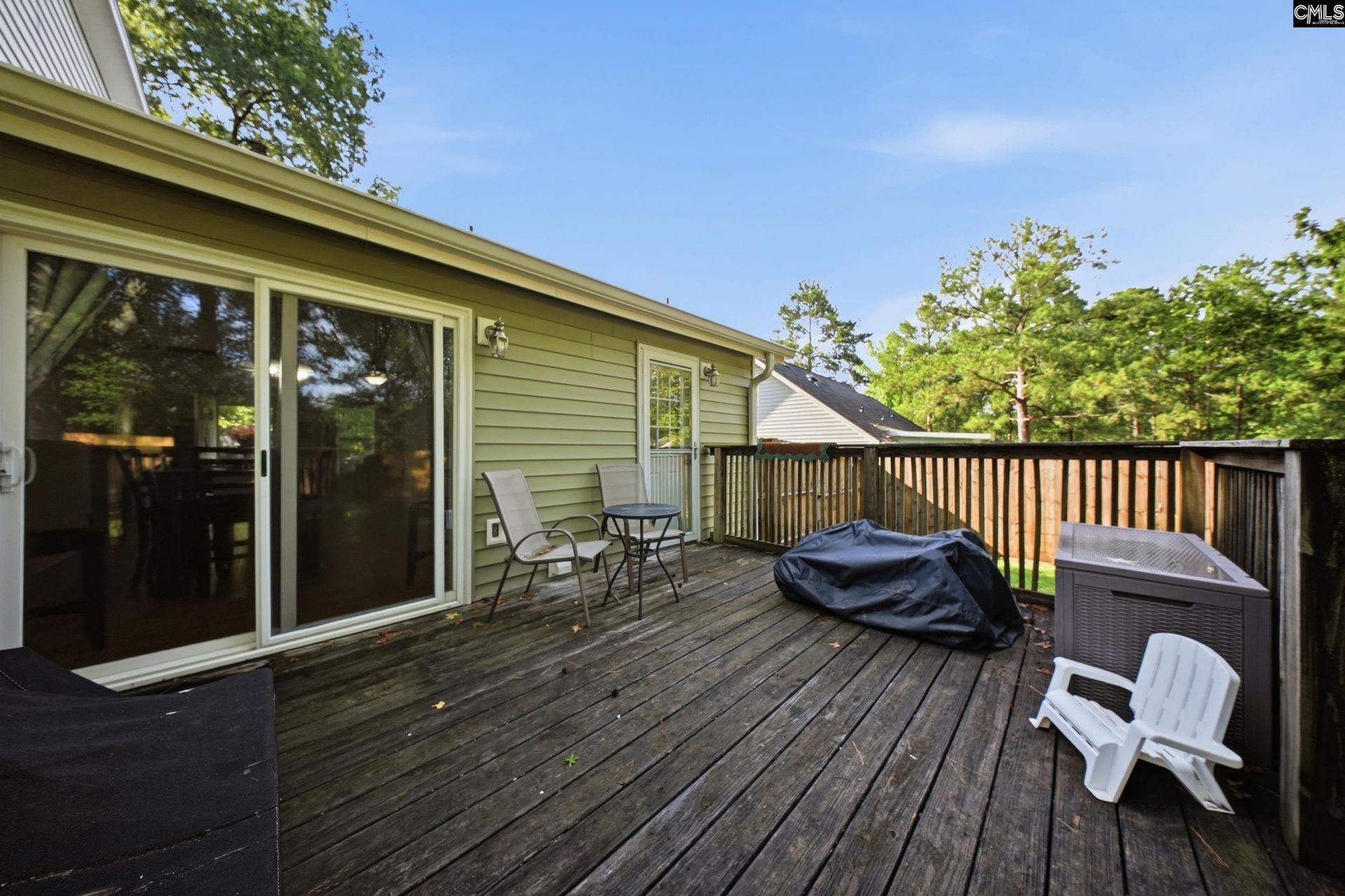 306 Lord Howe Road Photo 30