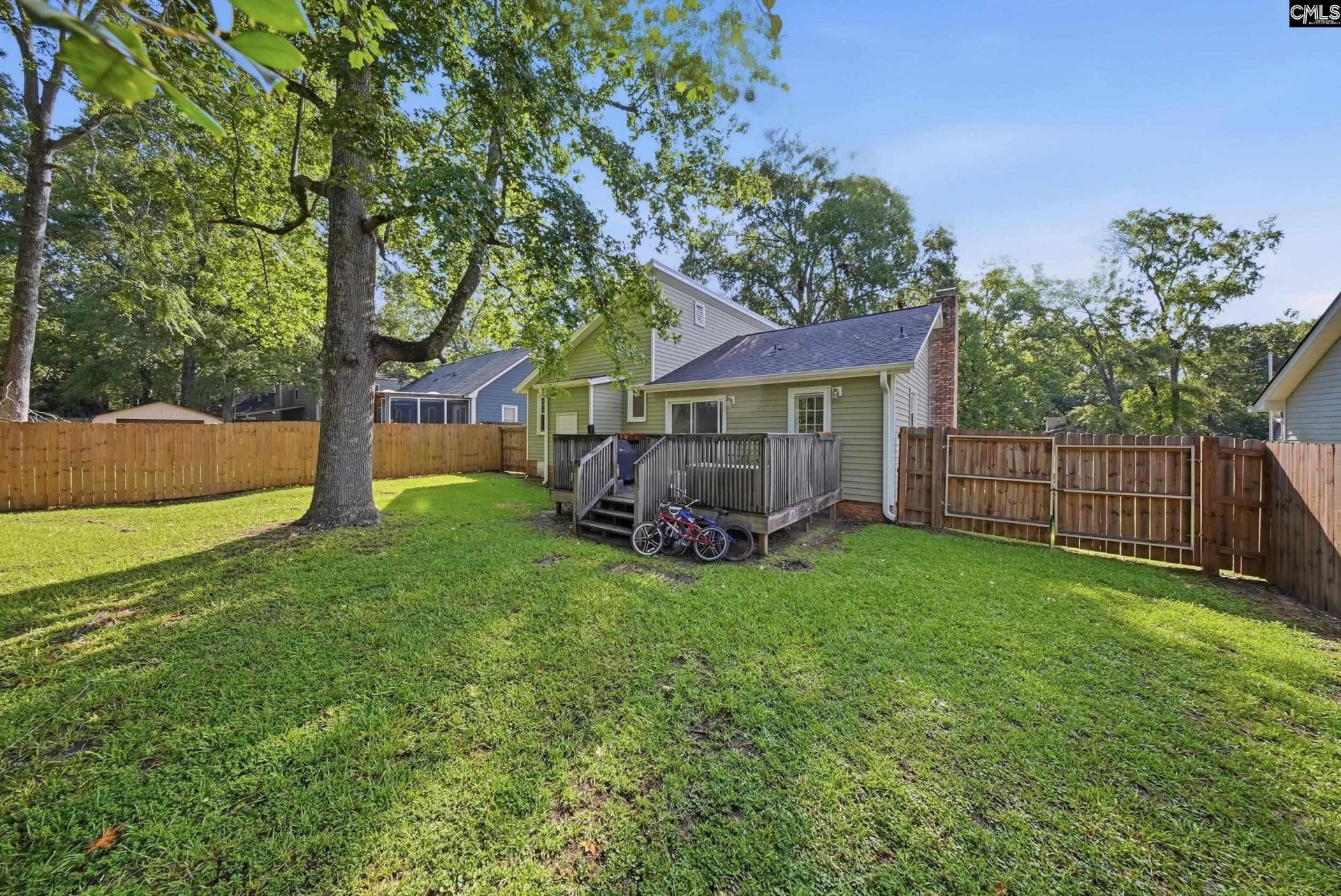 306 Lord Howe Road Photo 32