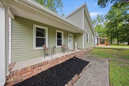 306 Lord Howe Road photo 4
