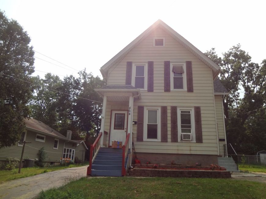 Main Photo