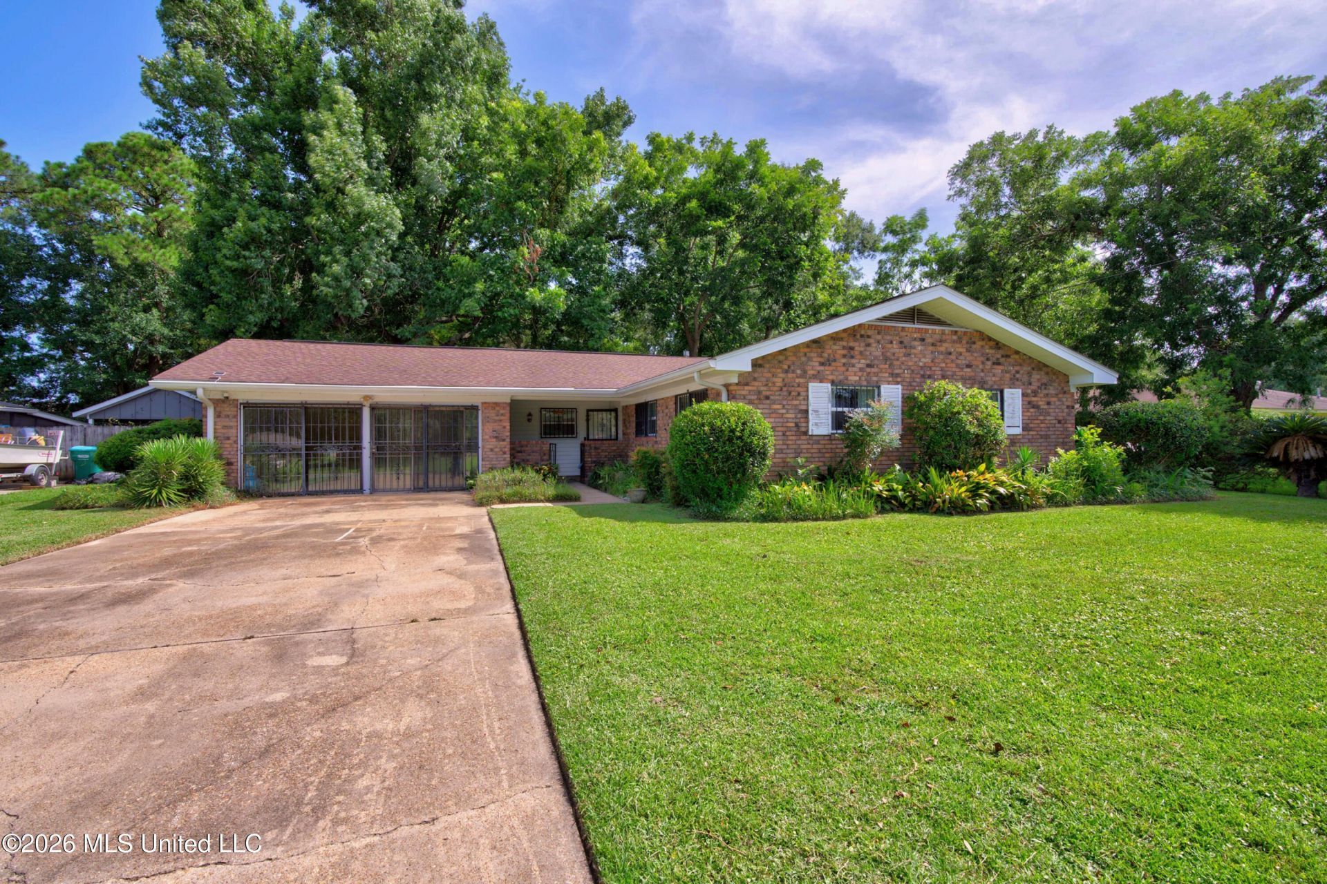 3202 Nottingham Road, Ocean Springs, MS 39564 Main Photo