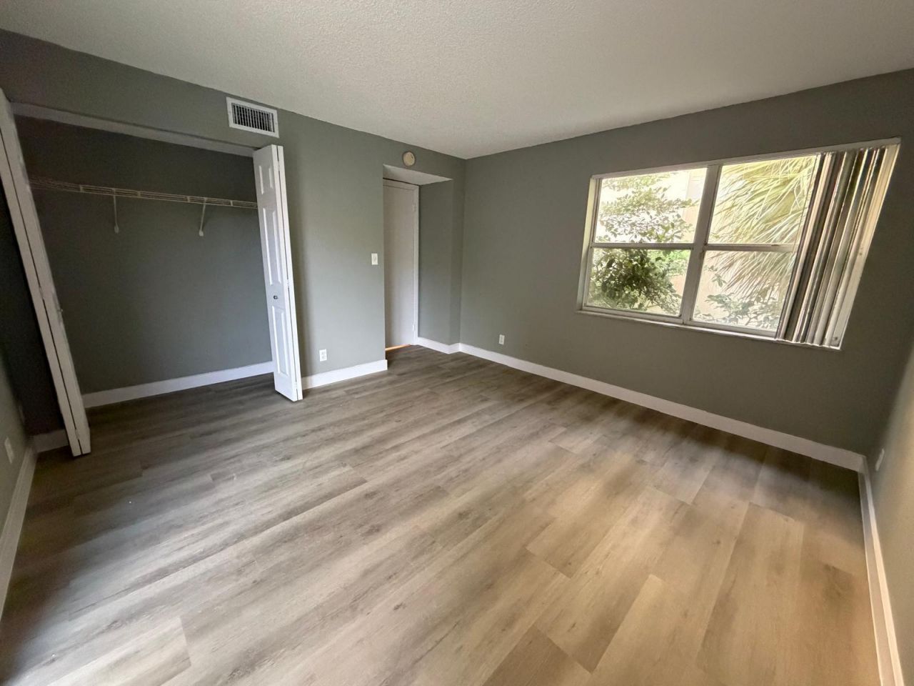7670 Westwood Drive, Unit 715, Tamarac, FL 33321 Photo