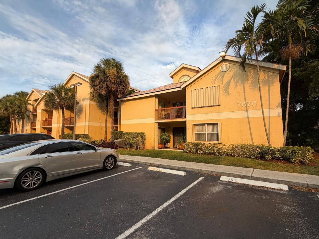 7670 Westwood Drive, Unit 715, Tamarac, FL 33321 Photo