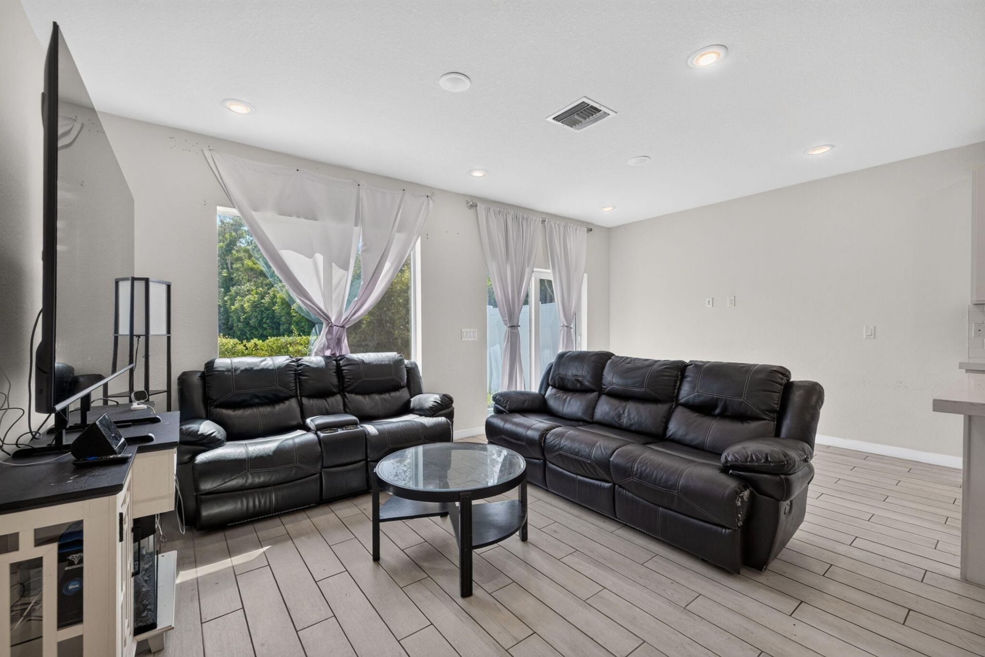 608 NE Waters Edge Lane, Port Saint Lucie, FL 34983 Photo