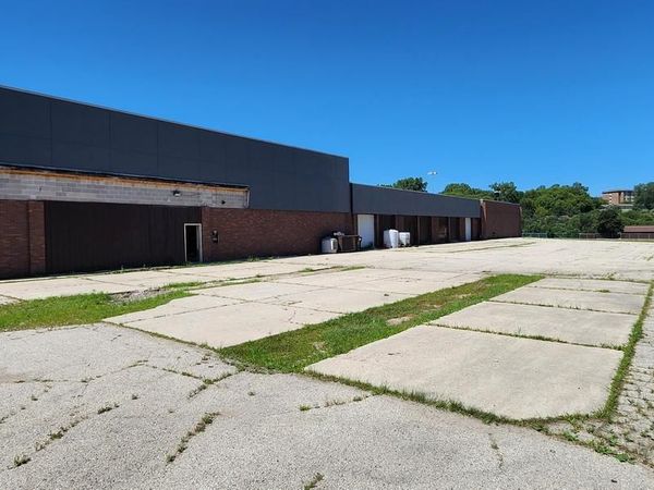 8260 W Northridge Mall ROAD, Milwaukee, WI 53223