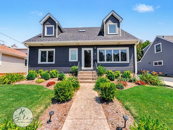 419 S Michigan Avenue , Villa Park, IL 60181