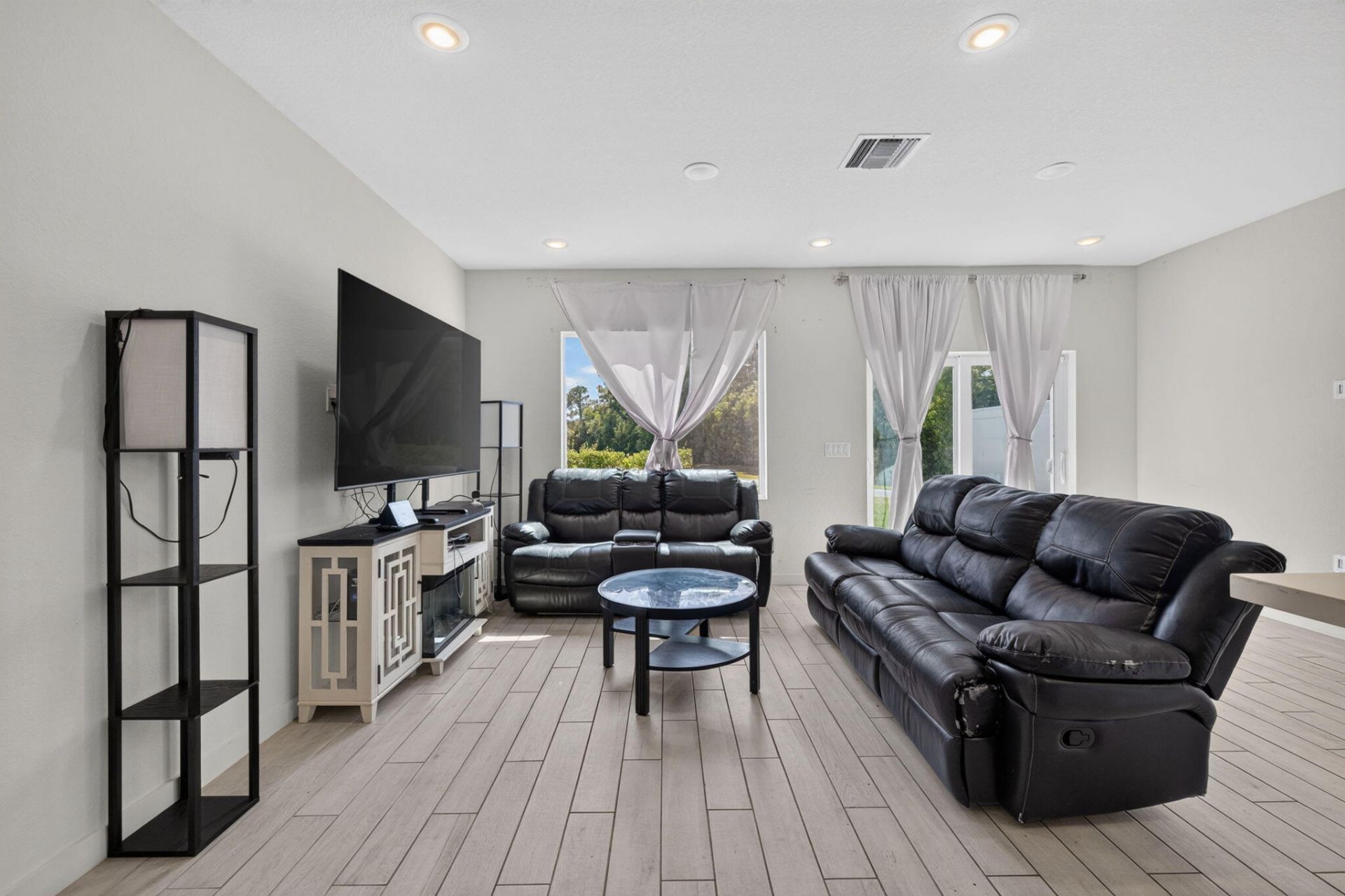 608 NE Waters Edge Lane, Port Saint Lucie, FL 34983 Photo