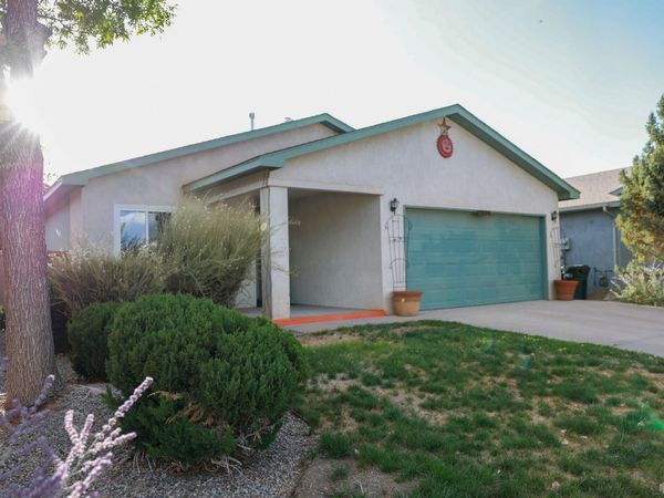 3029 Taos Meadows Drive NE, Rio Rancho, NM 87144
