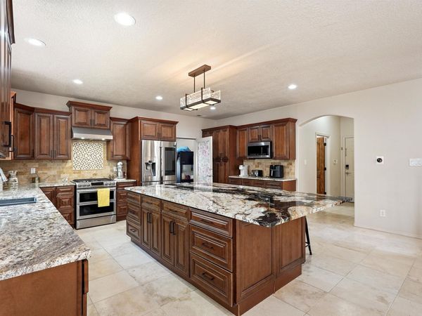 8804 Vallejo Place NE, Albuquerque, NM 87122