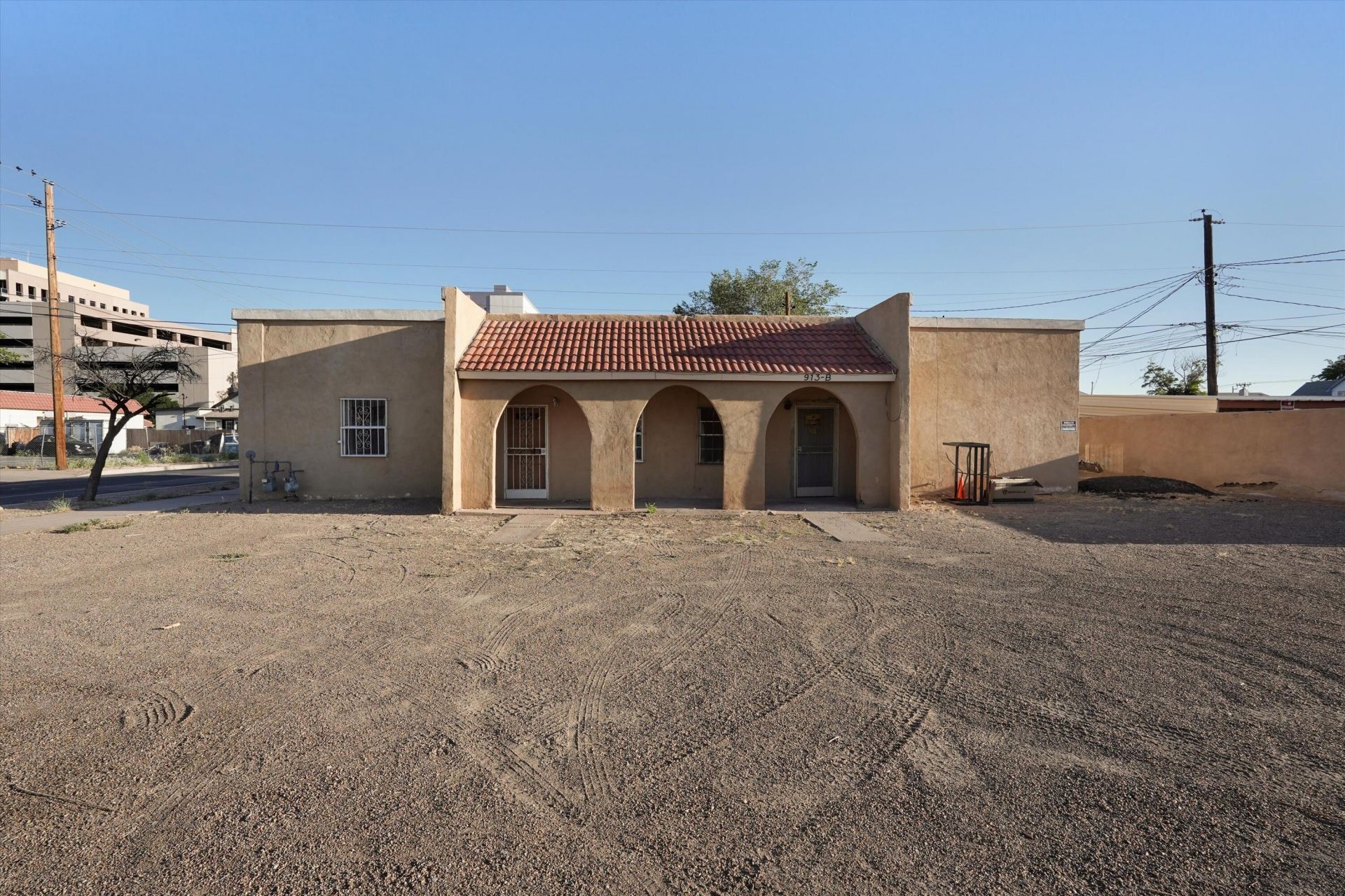 913 5th Street Nw, Albuquerque, NM 87102 Main Photo