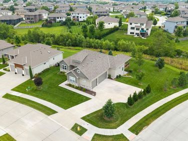 4440 N 190th Avenue, Elkhorn, NE 68022