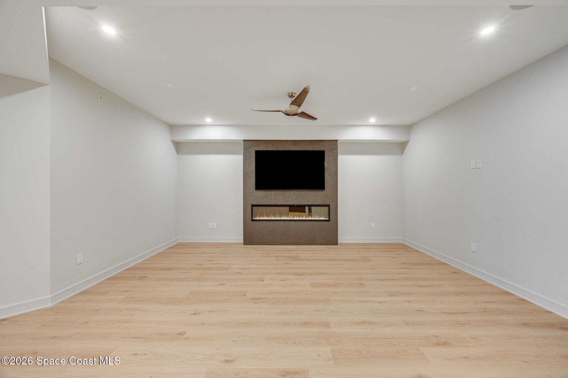 65 N Atlantic Avenue , Unit 403, Cocoa Beach, FL 32931 Photo
