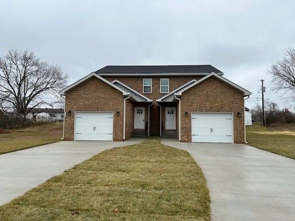 2704 E Copeland Ct , Unit B, Clarksville, TN 37042