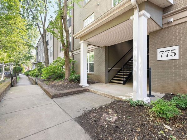 775 WALKER SQ , Unit 2D, Charlottesville, VA 22904