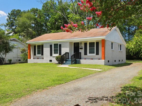 4706 Brooktree Drive , Charlotte, NC 28208