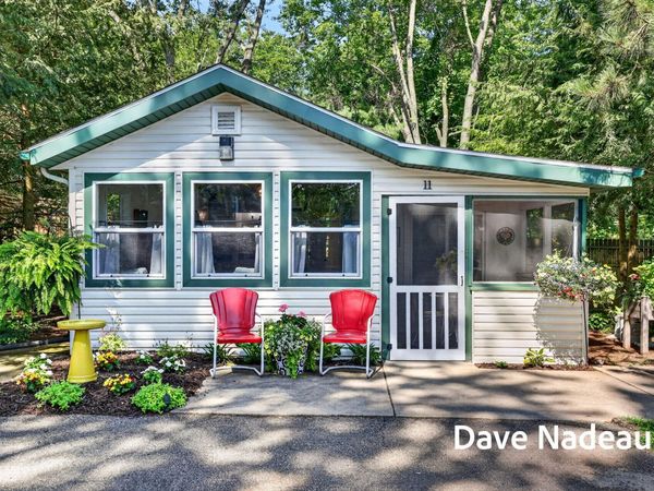 3581 65th Street, Saugatuck, MI 49453