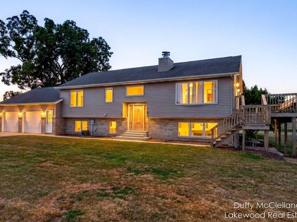10375 Bliss Road, Lake Odessa, MI 48849