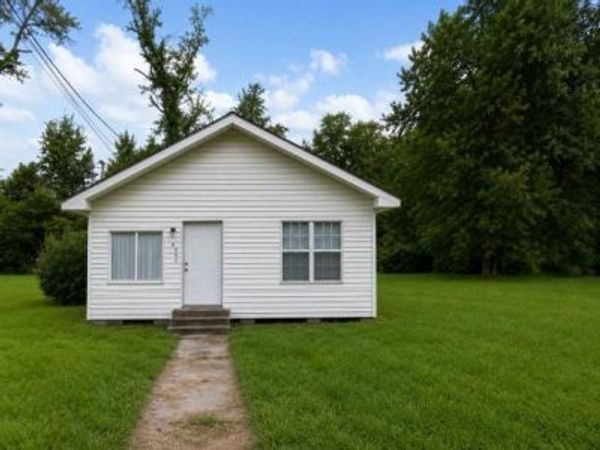 407 W SIXTH Street , Oakdale, LA 71463