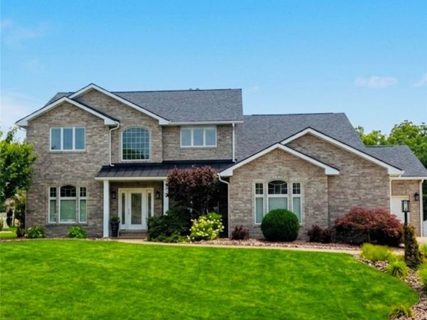 260 Anthony Drive , Wintersville, OH 43953