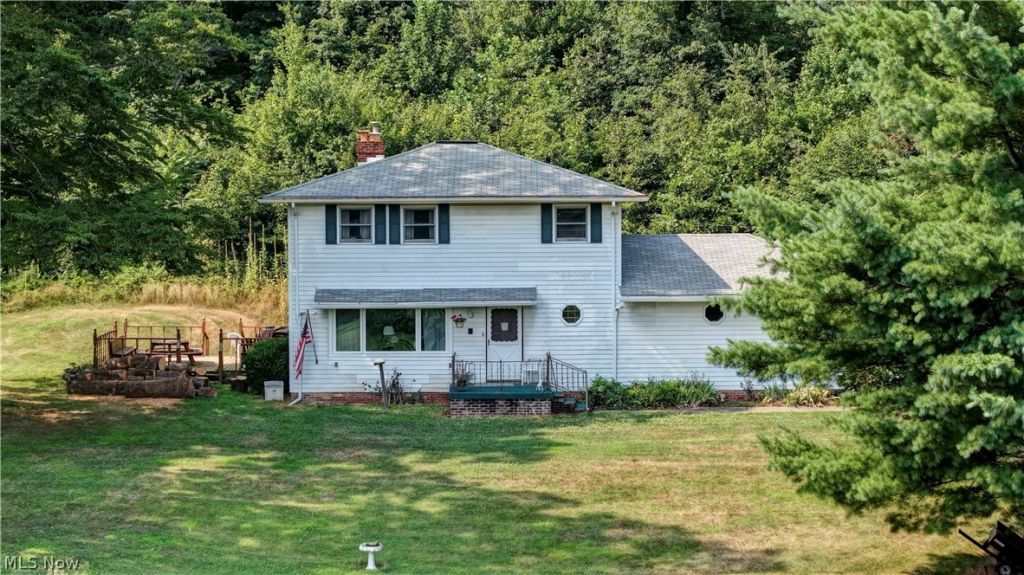 5641 Harwalk , Strasburg, OH 44680