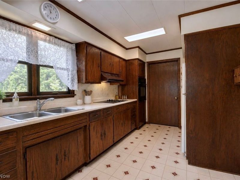 5641 Harwalk, Strasburg, OH 44680 Photo 11