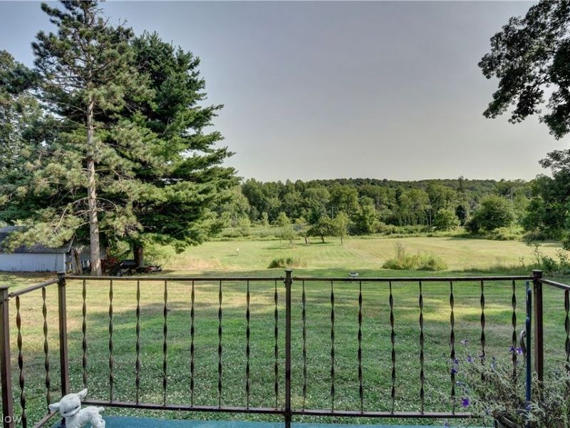 5641 Harwalk, Strasburg, OH 44680 Photo 3
