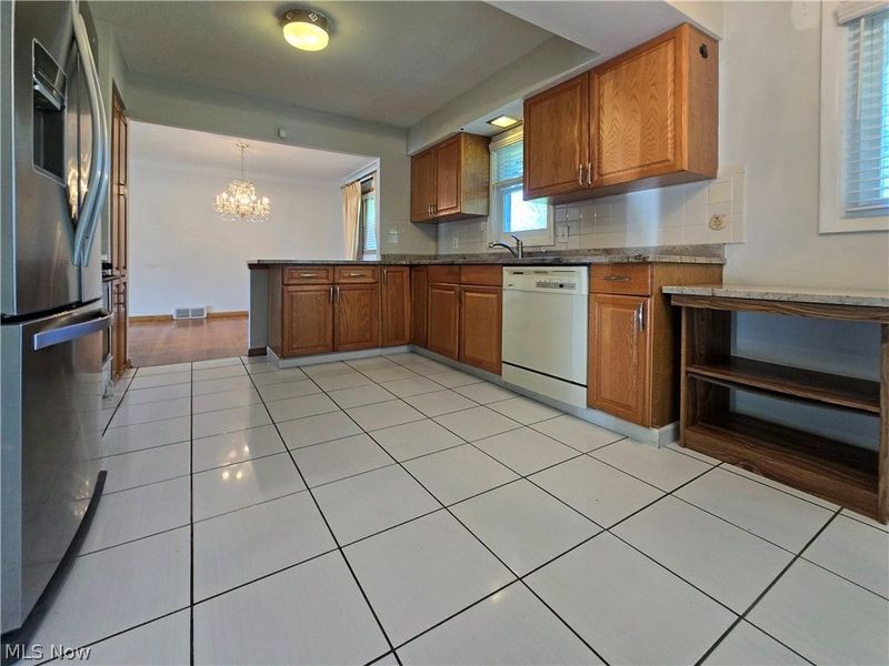 5659 Pinnacle Park Drive, Seven Hills, OH 44131 Photo 9