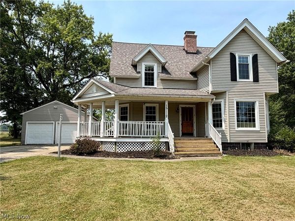15112 Lake Street , Middlefield, OH 44062