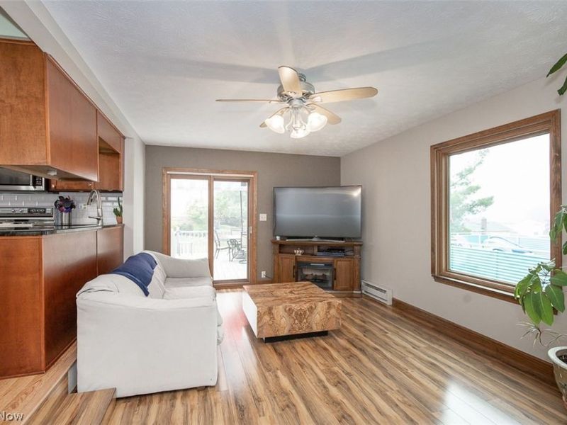 9204 Pleasant Lake Boulevard, Parma, OH 44130 Photo 10