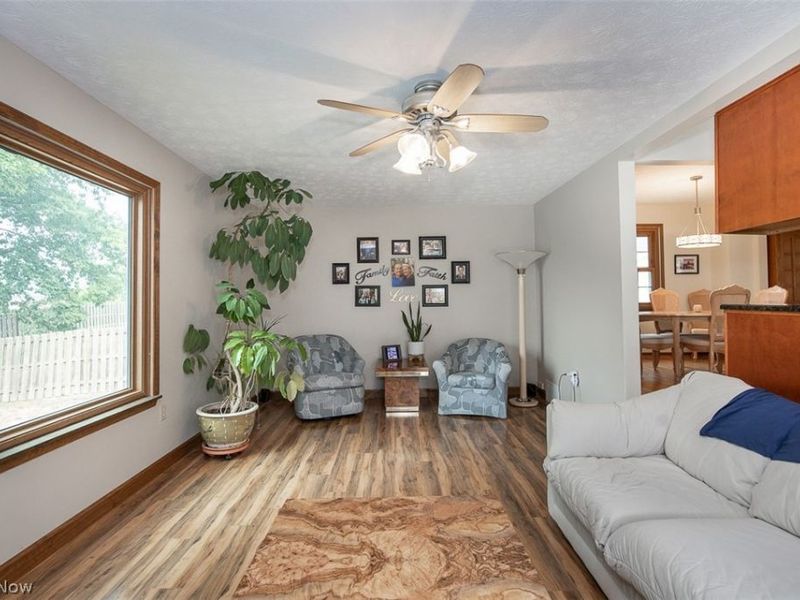 9204 Pleasant Lake Boulevard, Parma, OH 44130 Photo 11