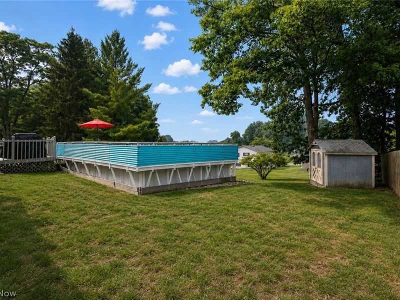 9204 Pleasant Lake Boulevard, Parma, OH 44130 Photo 28