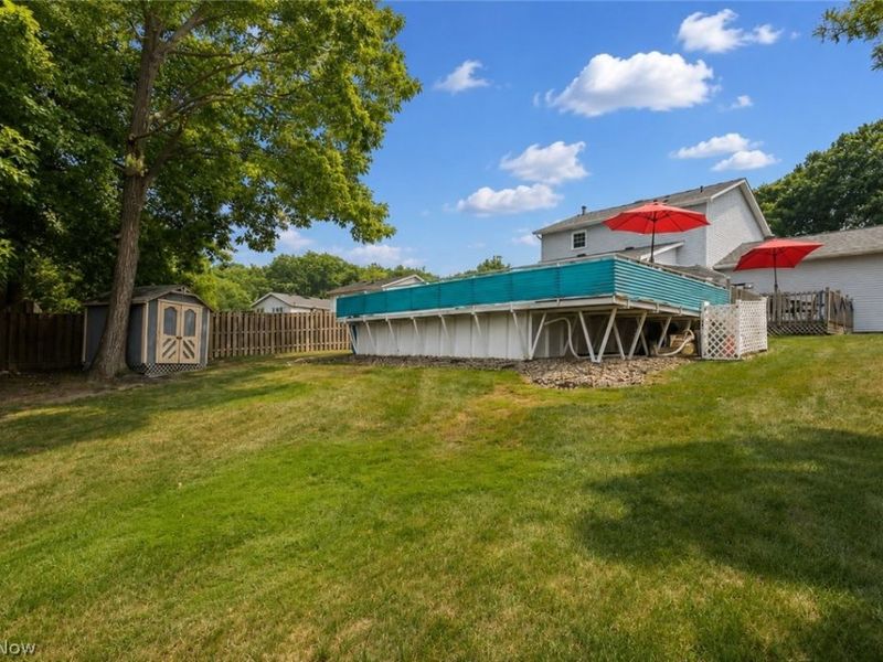 9204 Pleasant Lake Boulevard, Parma, OH 44130 Photo 29