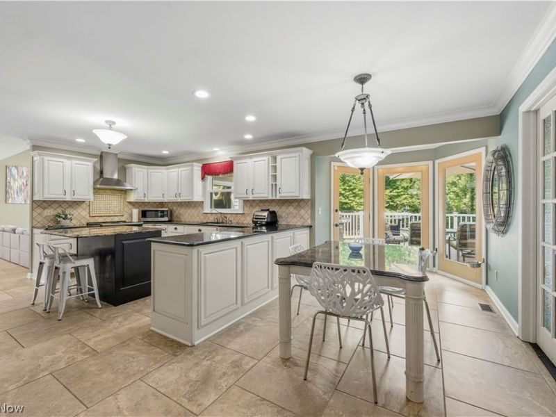 2537 Fox Circle, Stow, OH 44224 Photo 8